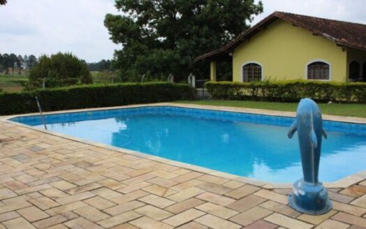 SITIO COM LAZER COMPLETO