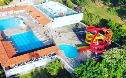 Acampamento Deus Conosco