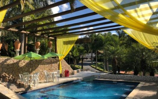 Acampamento Evangélico Jardim Regado – 3 piscinas aquecidas
